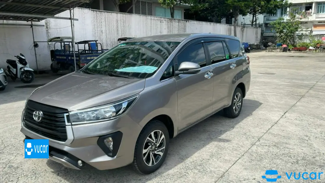 Innova 2021 màu nâu - Ngoại thất 5