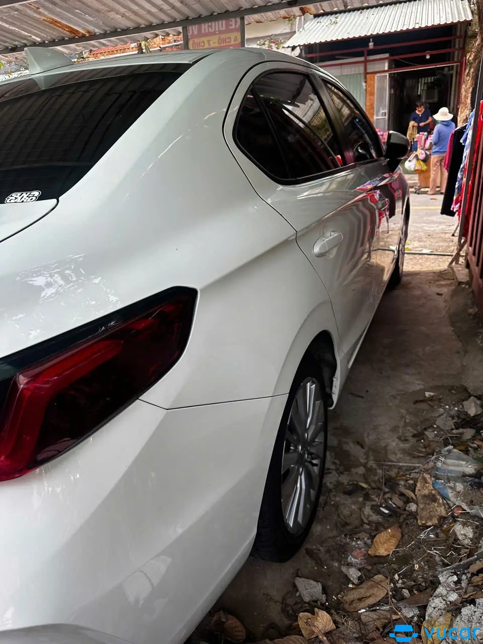 Honda city - Ngoại thất 7