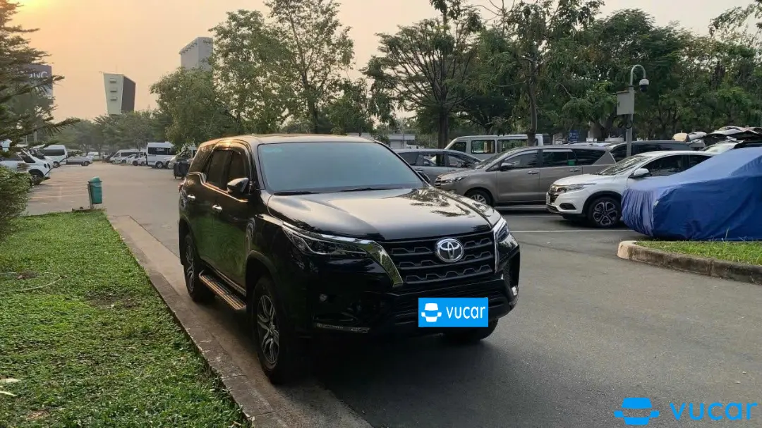 Toyota Fortuner 2.4 MT 2024 - Ngoại thất 3