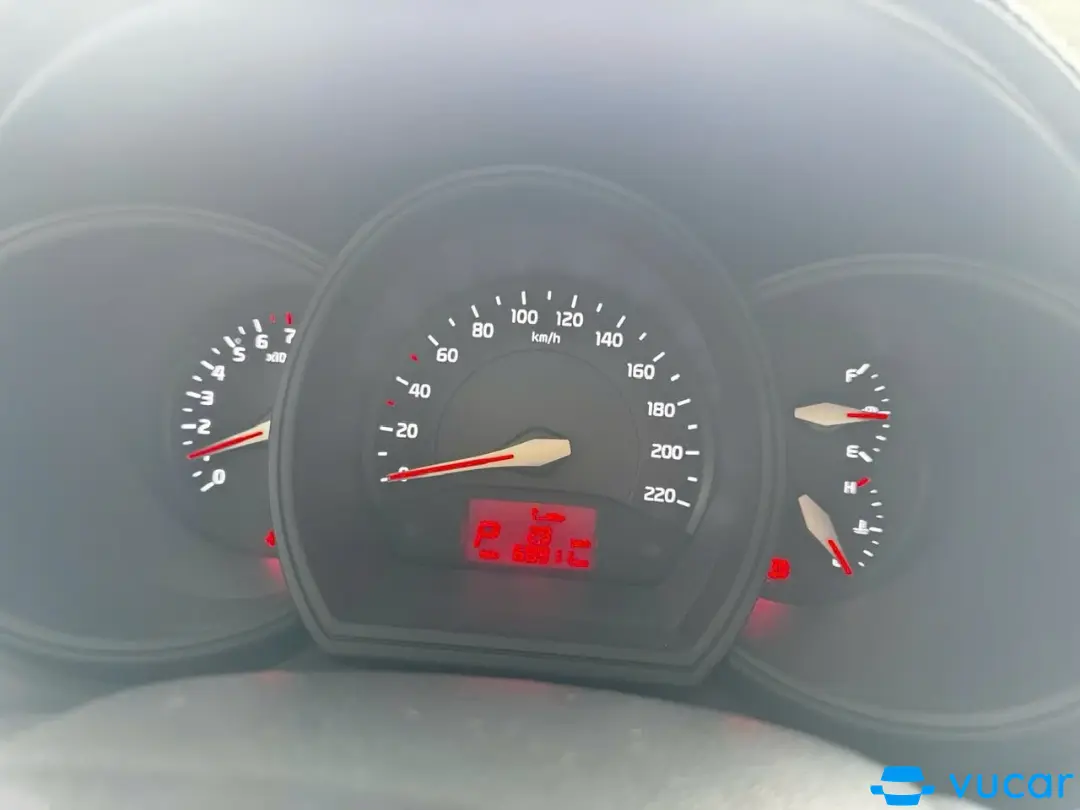KIA Rio 2016 - Nội thất 2