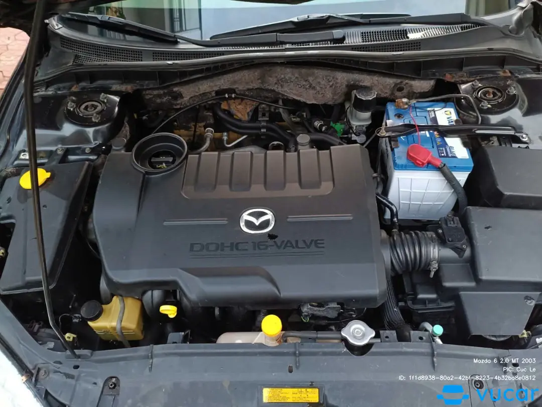 Mazda 6 2.0 MT 2003 - Khoang động cơ 2