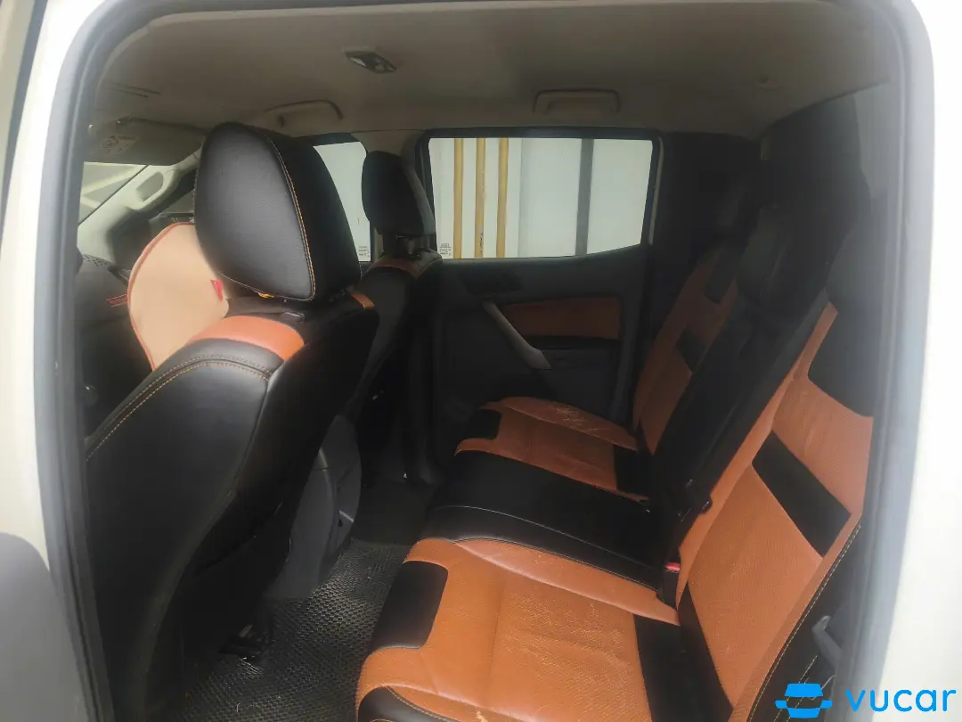 Ford Ranger XLS 2.2L 4x2 AT 2017 - Nội thất 3