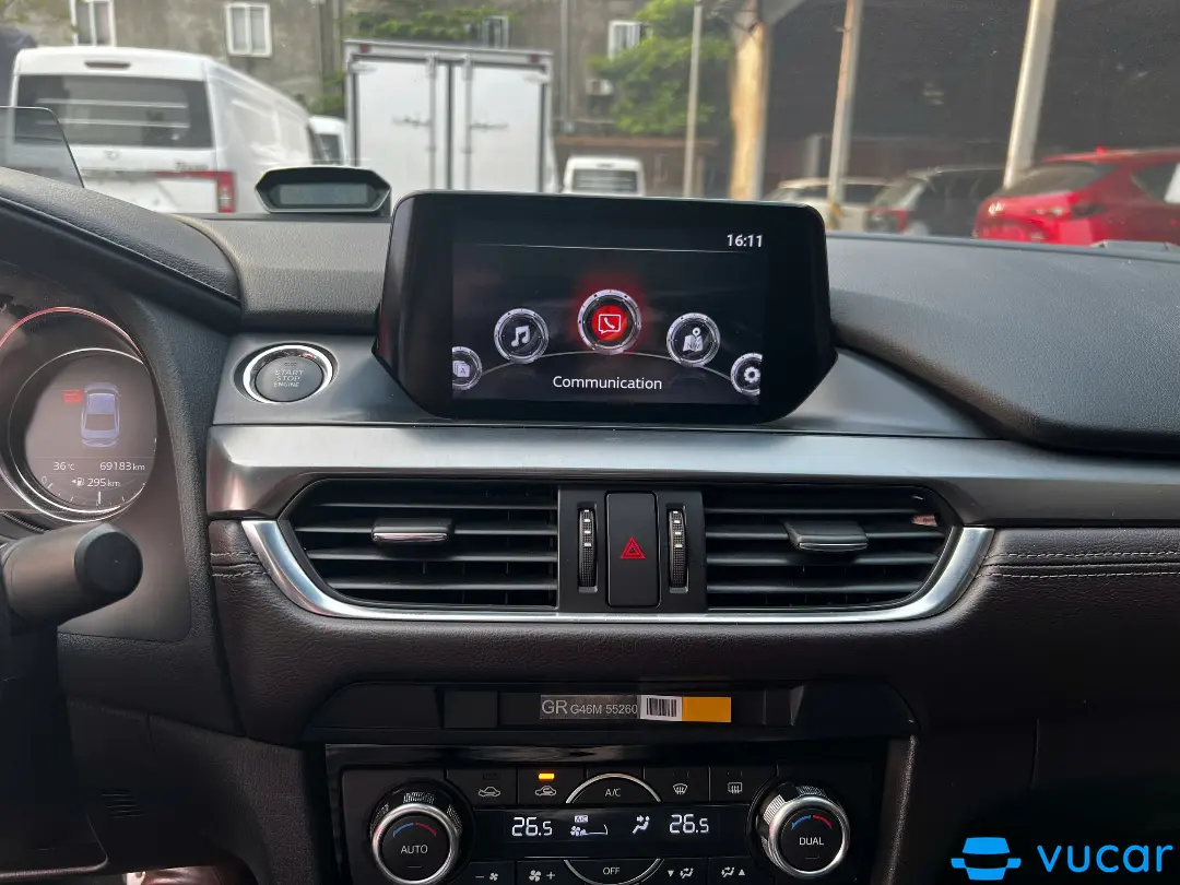 Mazda 6 2.0 premium 2021 - Nội thất 1
