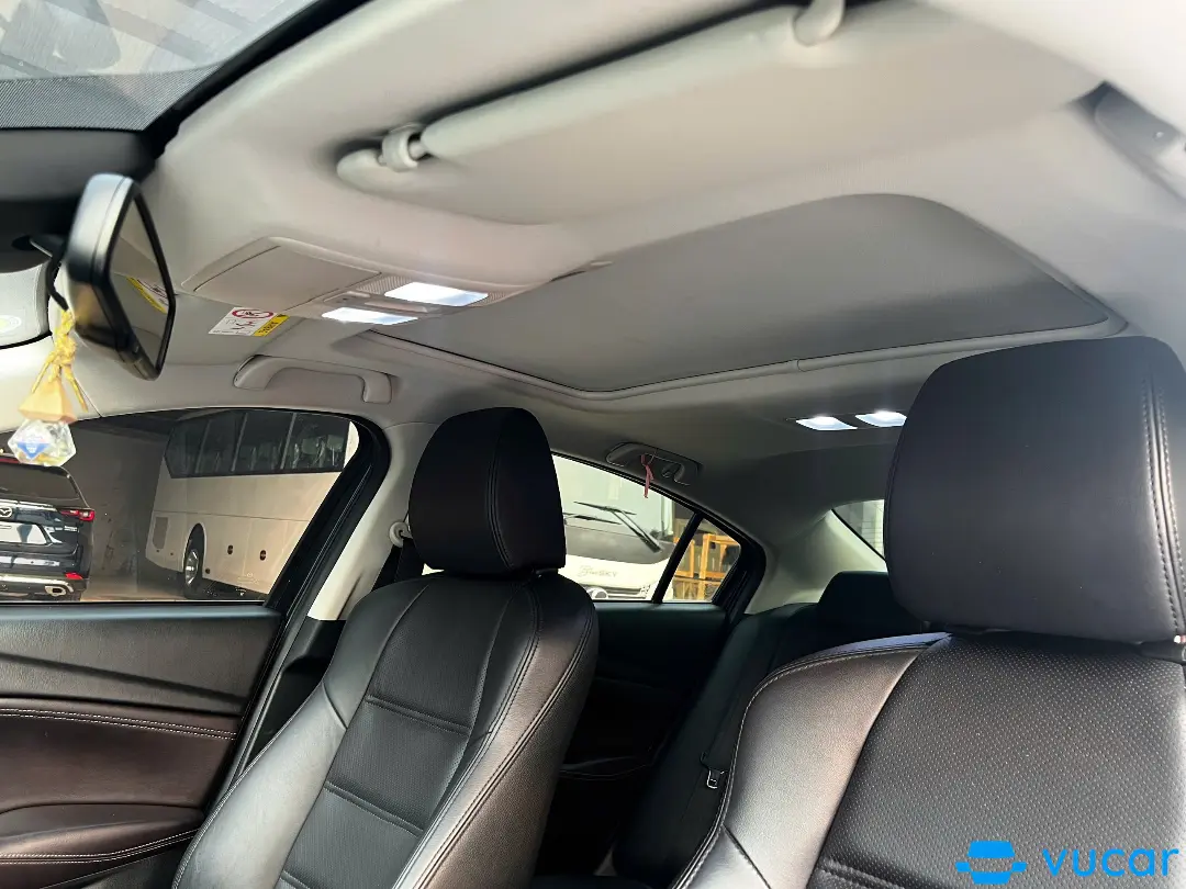 Mazda 6 2.0 premium 2021 - Nội thất 4