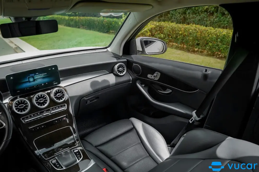Mercedes Glc 2022  - Nội thất 2