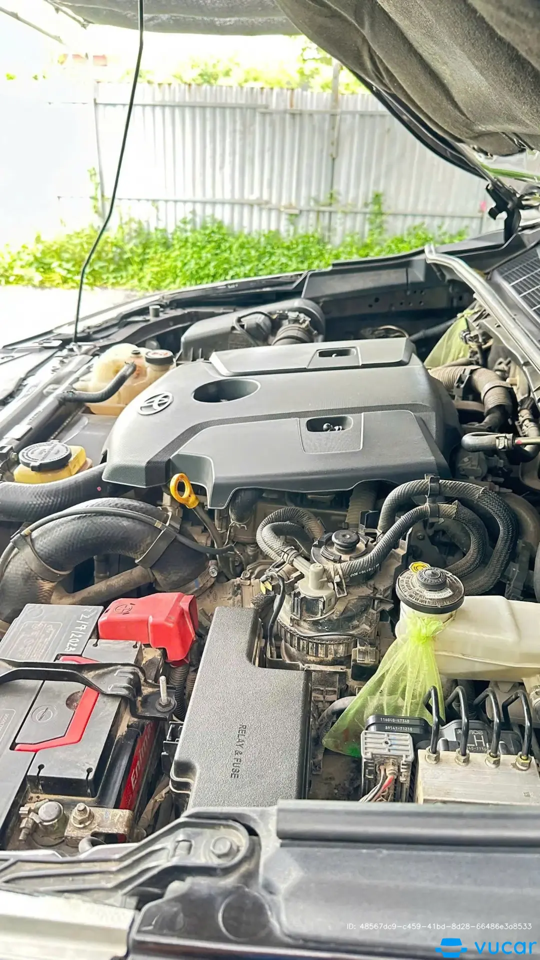 Toyota Fortuner 2.4G 4x2 MT 2019 - Khoang động cơ 2