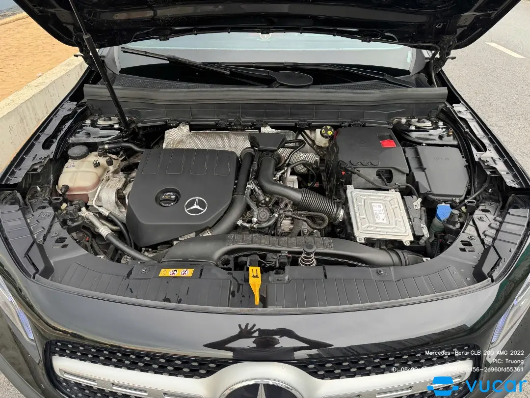 Mercedes Glb 200 AMG 2022 - Khoang động cơ 1