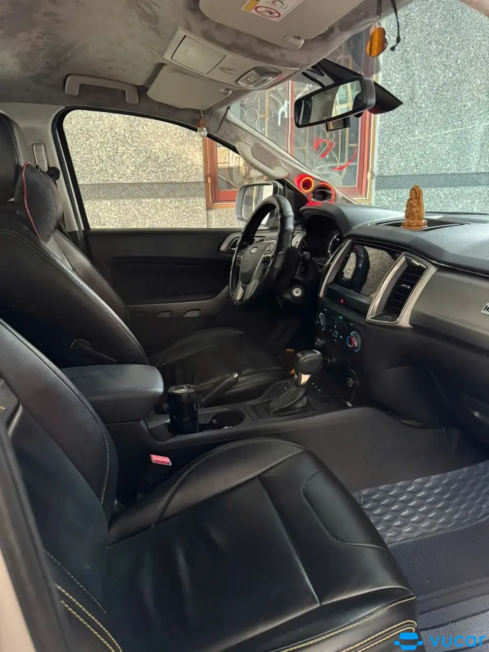 Ford Ranger XLT 2.2L 4x4 AT 2019 - Nội thất 2