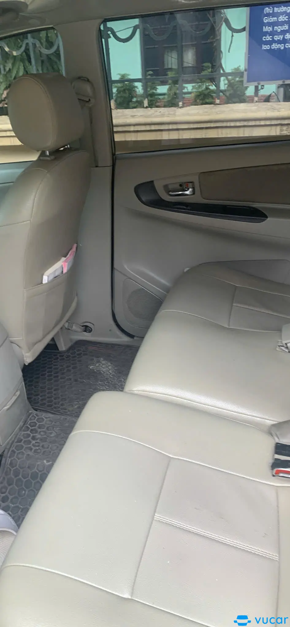 Toyota Innova E 2016 - Nội thất 3