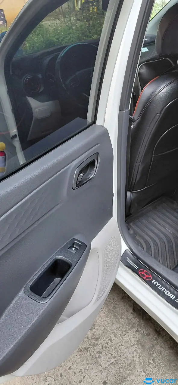 Hyundai I10 1.2 AT 2022 - Nội thất 5