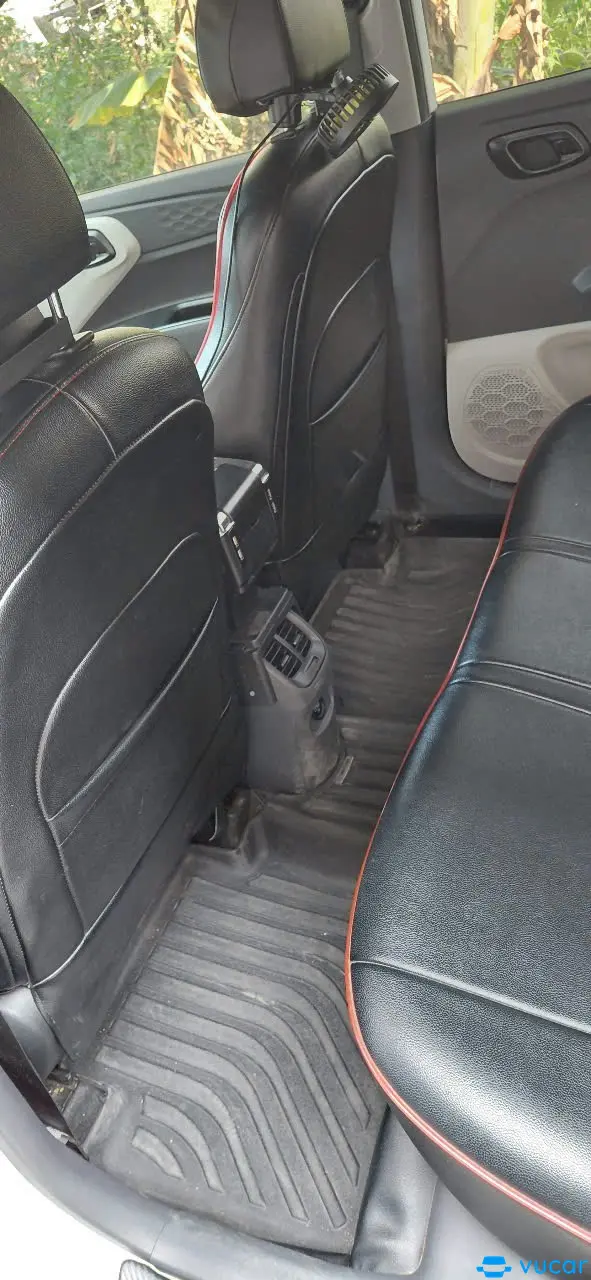 Hyundai I10 1.2 AT 2022 - Nội thất 6