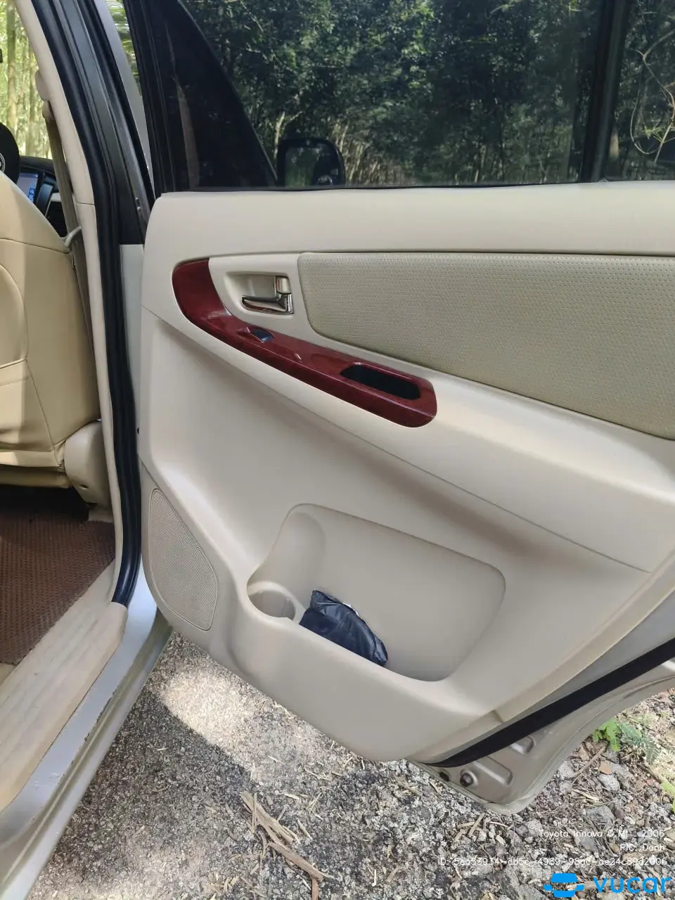 Toyota Innova G Mt . 2006 - Nội thất 10