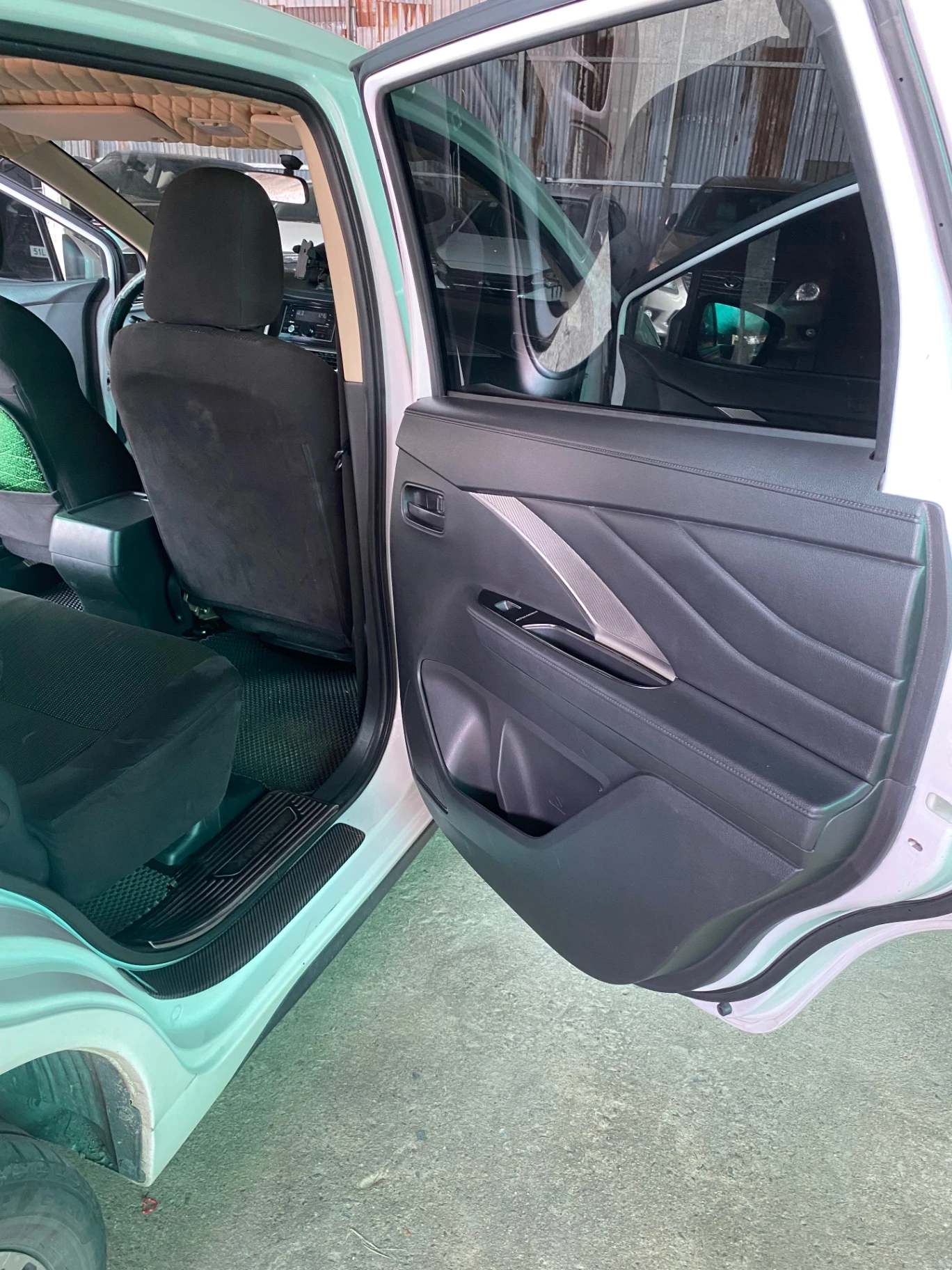 Mitsubishi Xpander 1.5 MT 2021 - Nội thất 2