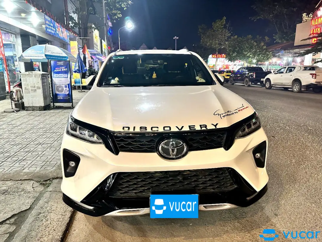 Ảnh xe Toyota Fortuner Legender 2021 (1 cầu, máy dầu, AT, SX 2020