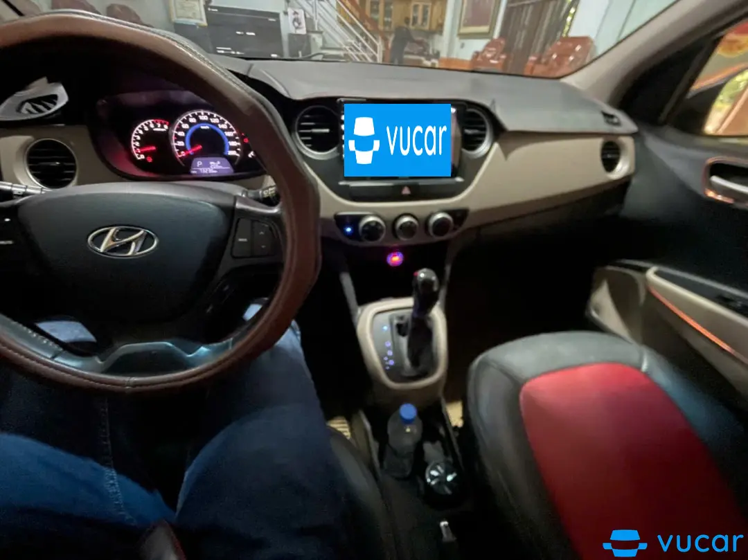Hyundai I10 Grand 1.0 AT 2015 - Nội thất 5