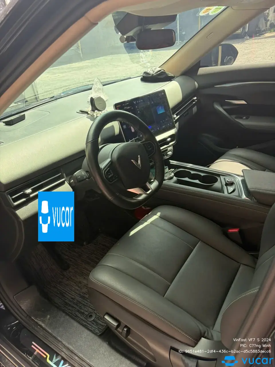 VinFast VF7 S 2024 - Nội thất 8