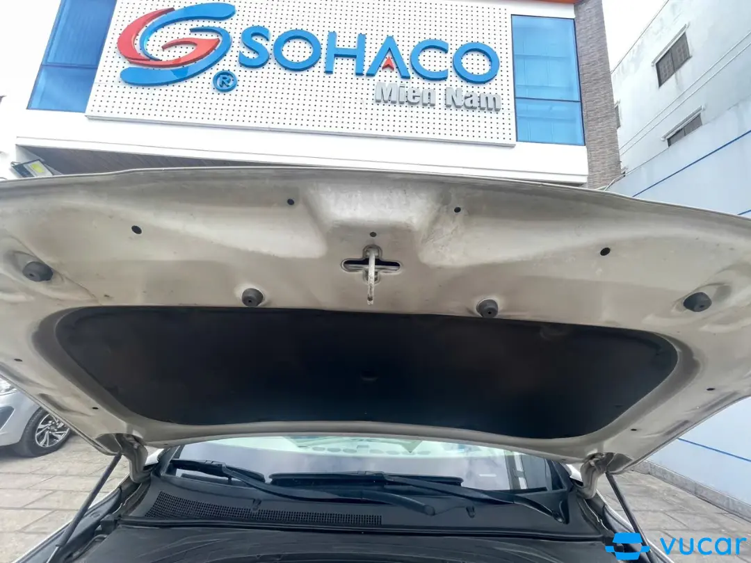 Hyundai Santafe 2.2D Premium 2019 - Khoang động cơ 3