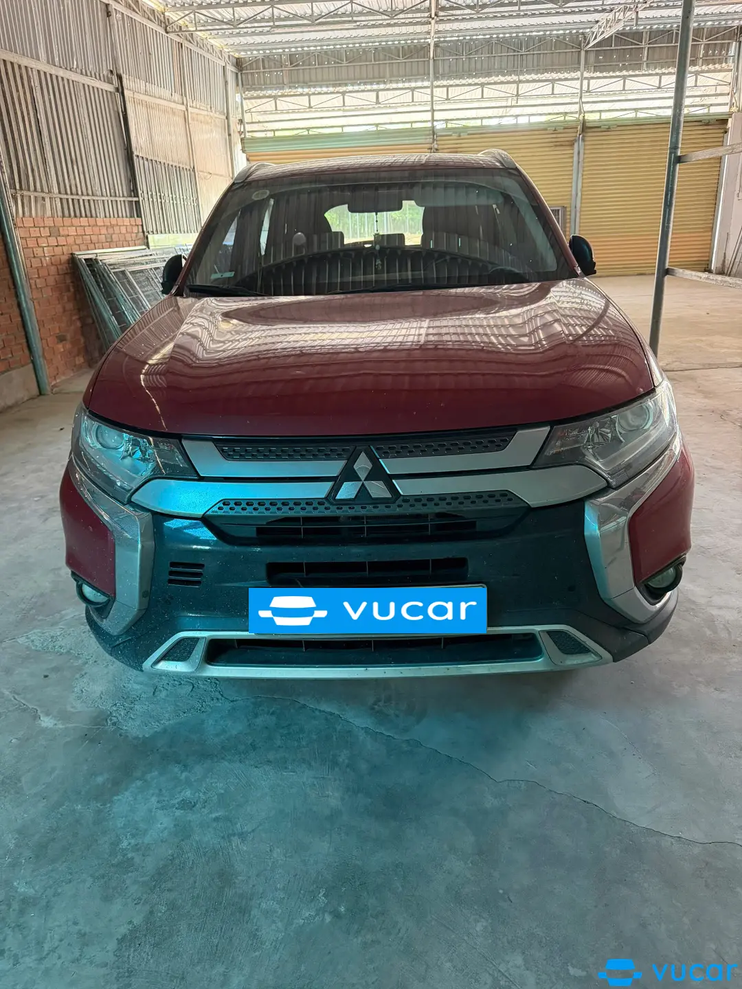 Ảnh xe MITSUBISHI OUTLANDER 2.0 CVT 2021