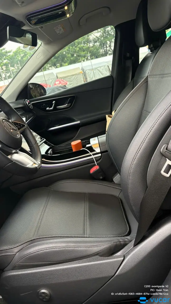 Mercedes C class C200 Avantgarde 2025 - Nội thất 2