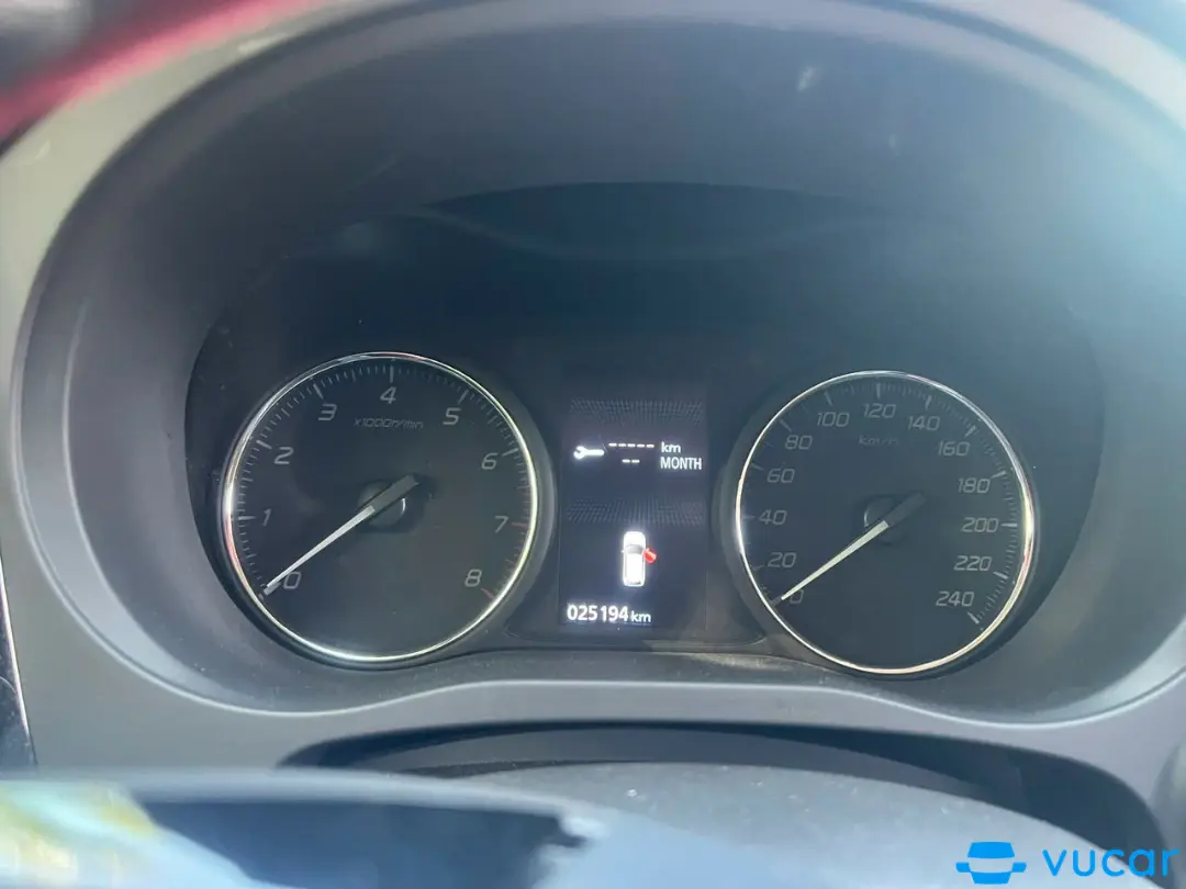 Mitsubishi Outlander 2.0 CVT 2022 - Nội thất 4