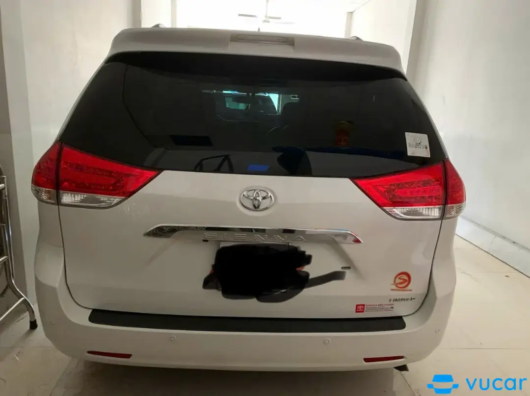 Toyota Sienna Limited 3.5 2010 - Ngoại thất 1