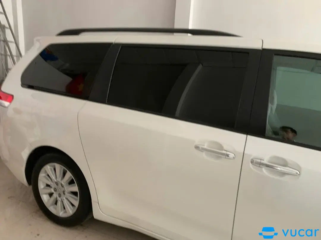 Toyota Sienna Limited 3.5 2010 - Ngoại thất 5