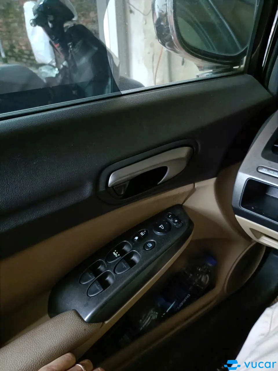 Honda Civic 1.8 mt 2009 - Nội thất 8