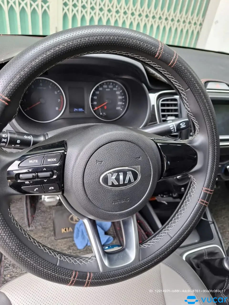Ảnh xe KIA SOLUTO MT DELUXE 2021 - ảnh 4