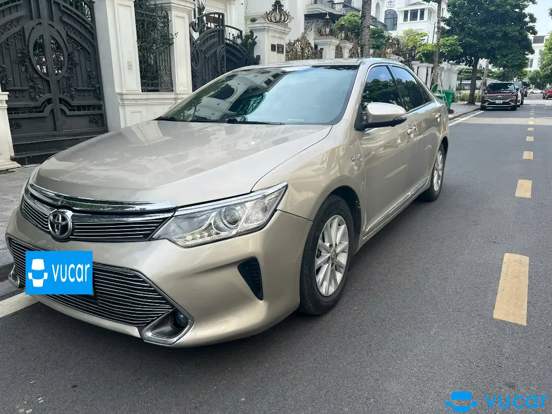 Ảnh xe Toyota Camry 2.0 2015