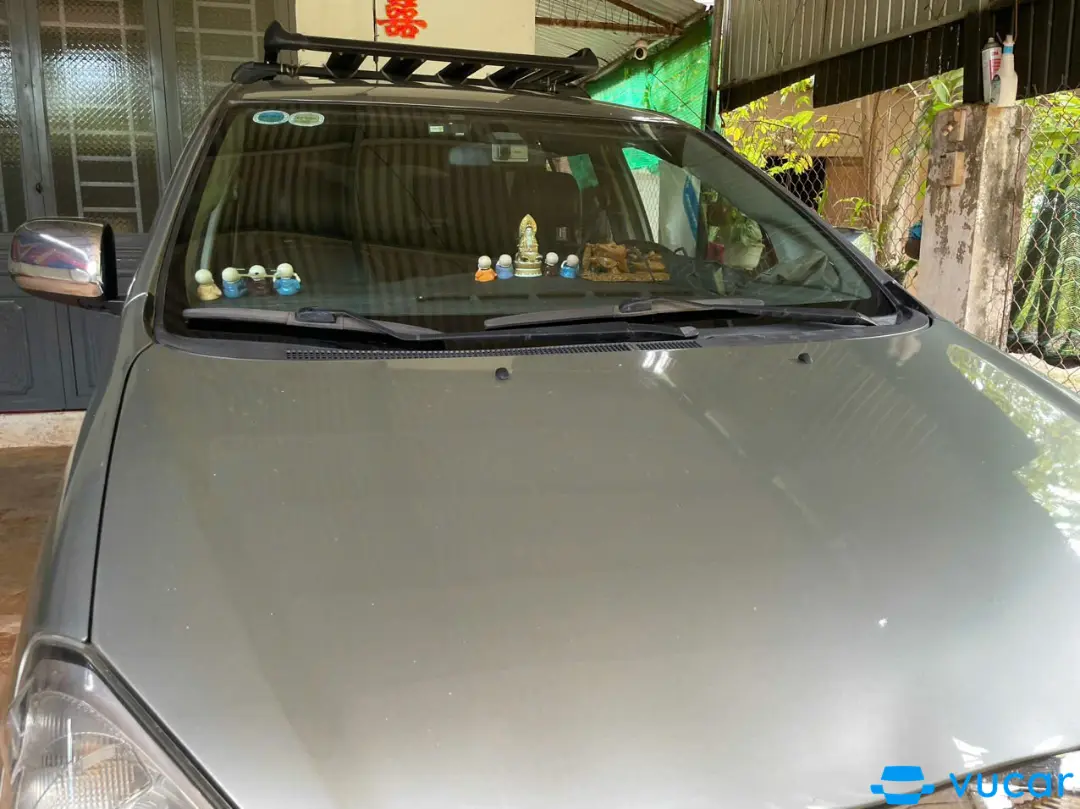Toyota innova mt 2011 - Ngoại thất 3