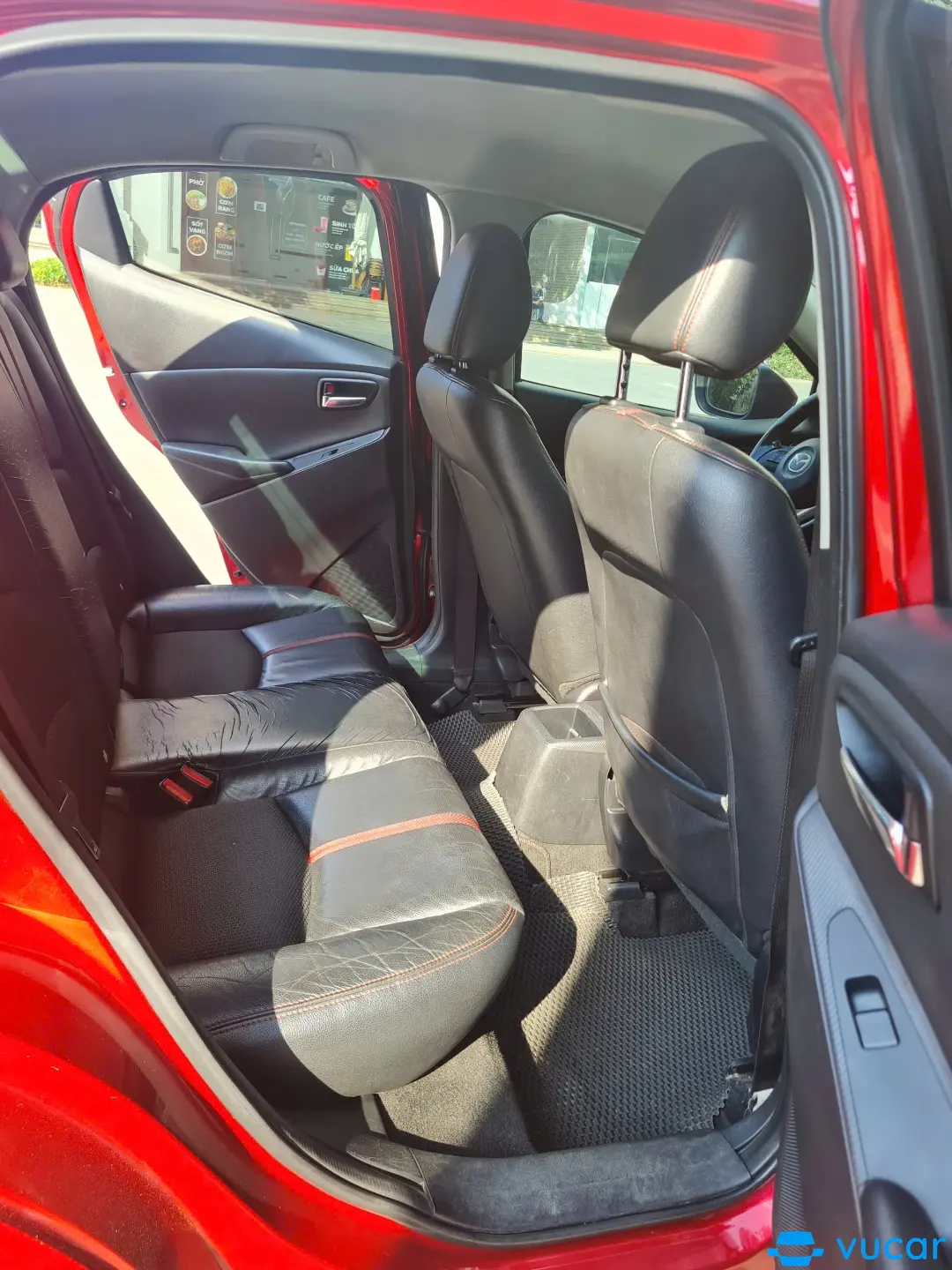 Mazda 2 1.5 AT 2015 - Nội thất 2