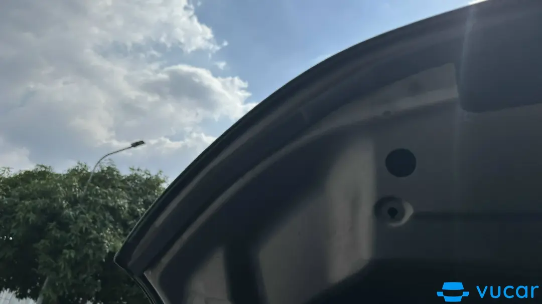 Mitsubishi Outlander 2.0 CVT 2019 - Ngoại thất 10