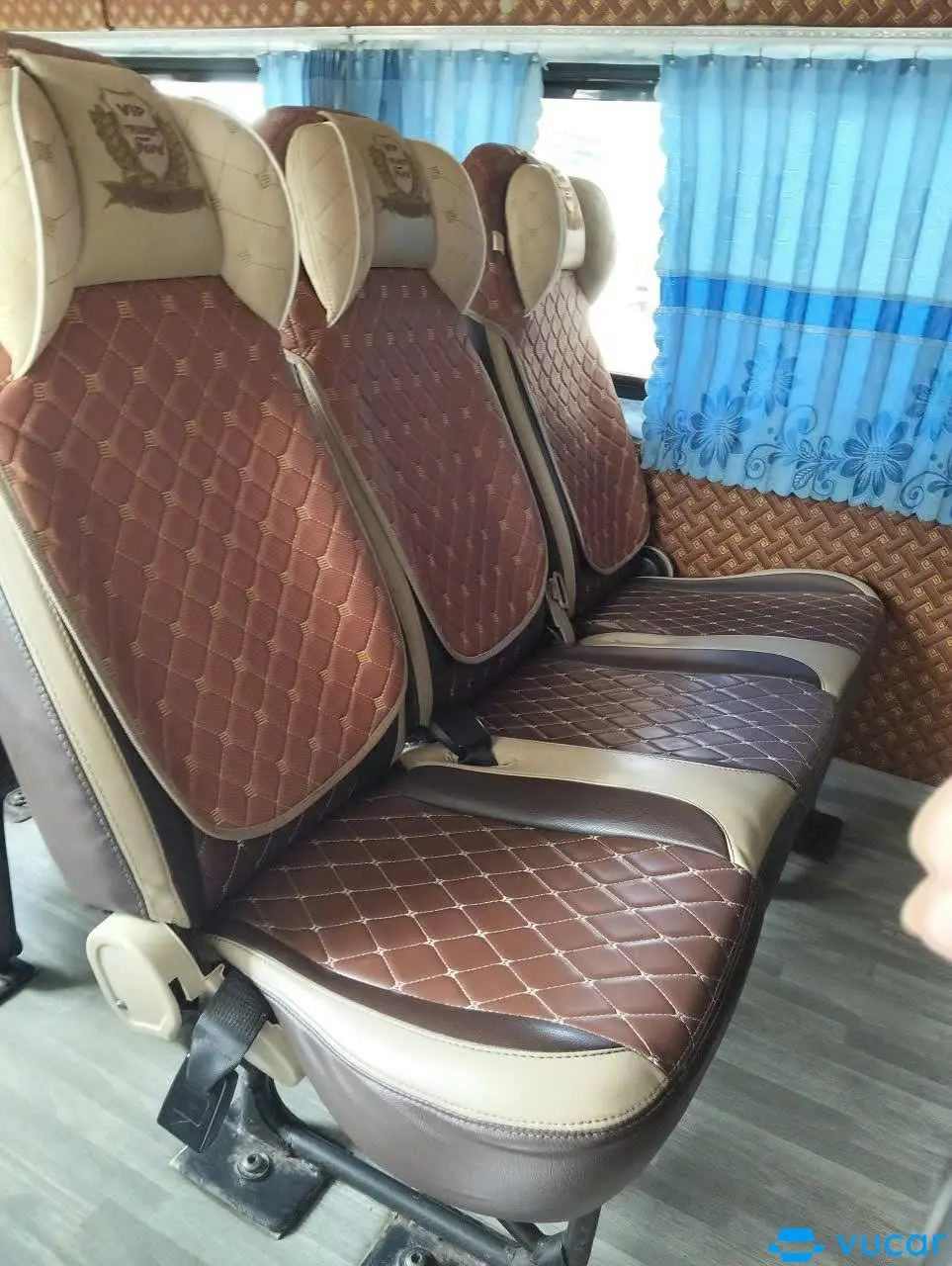 Ford Transit Standard MID 2014. - Nội thất 2