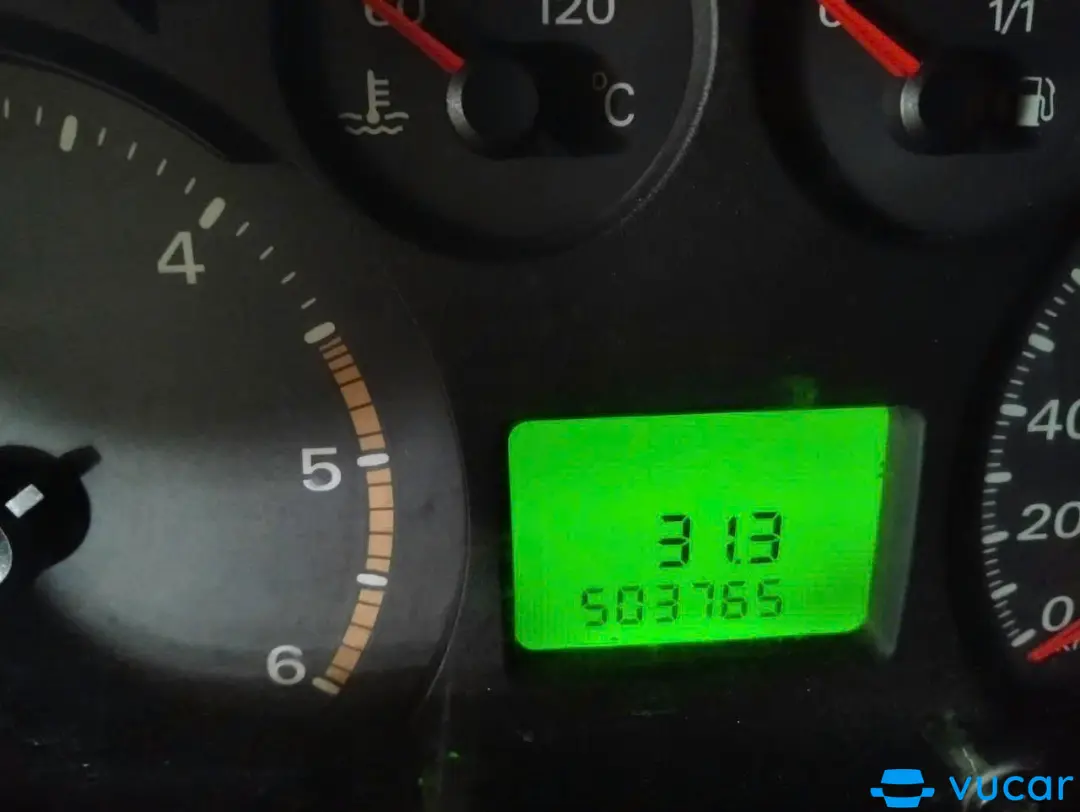 Ford Transit Standard MID 2014. - Nội thất 1