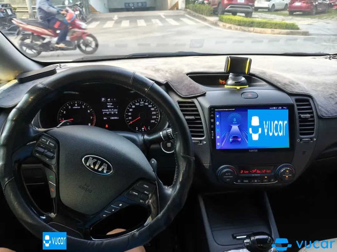 Kia Cerato 1.6 AT Deluxe 2018 - Nội thất 8