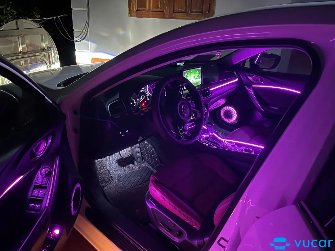 Mazda 6 Luxury 2.0 AT 2019 - Nội thất 3