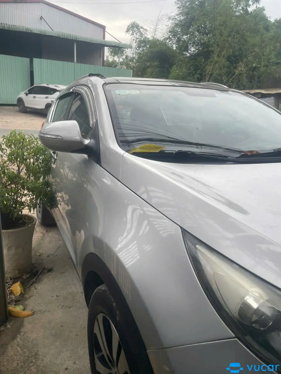Kia Sportage 2.0 AT 2011 - Ngoại thất 6