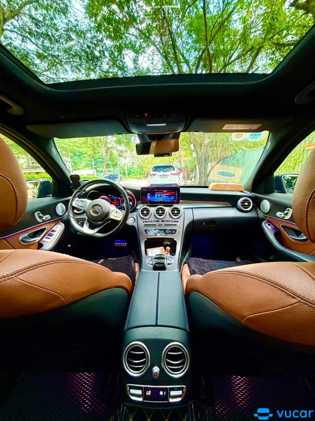 Mercedes C300 AMG 2021 - Nội thất 1