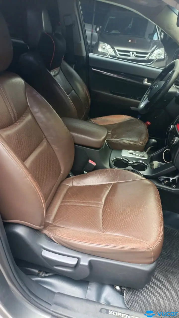 Kia Sorento Limited 2.0 AT 2010 - Nội thất 7
