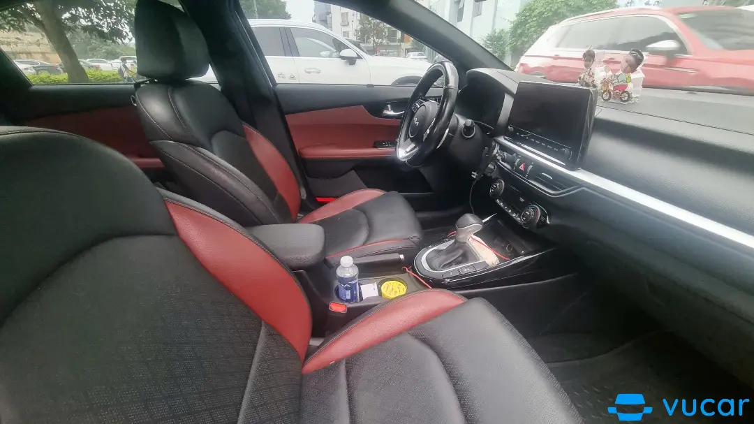 Kia K3 2.0 Premium 2022 - Nội thất 3