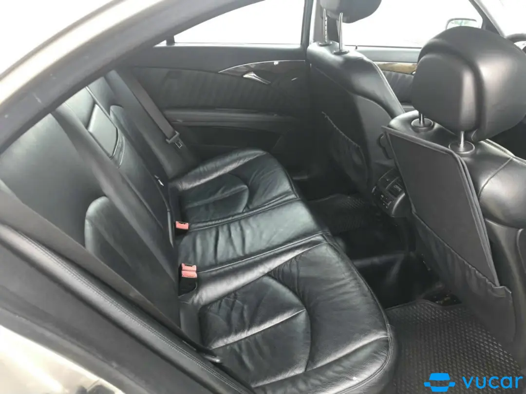 Mercedes E200 2007 - Nội thất 5