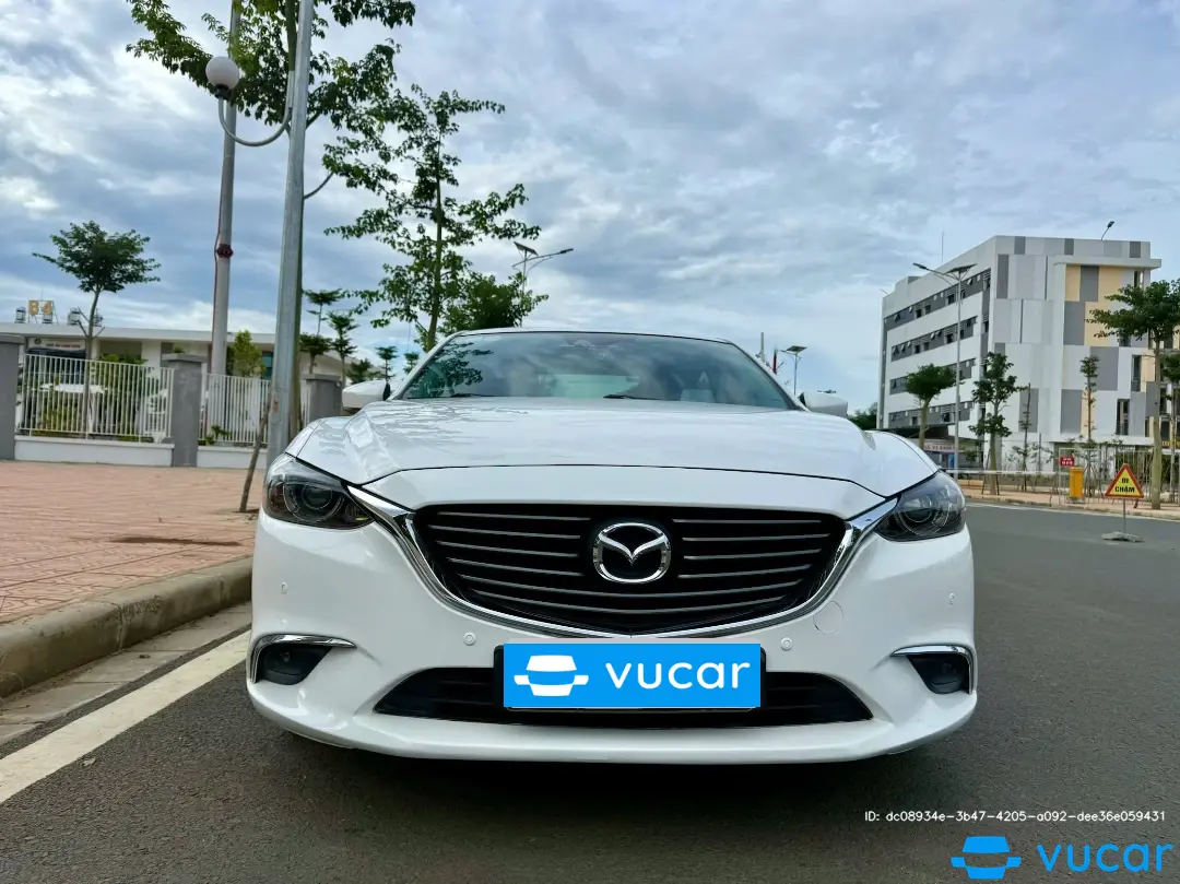 Mazda 6 2.0L Premium 2017 - Ngoại thất 11