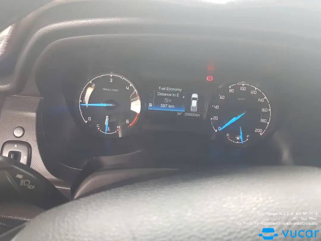 Ford Ranger XLS 2.2L 4x2 MT 2018 - Nội thất 1