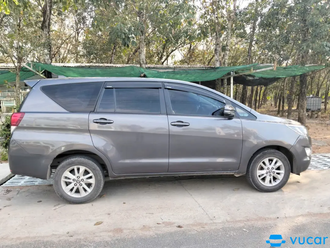 Toyota Innova 2.0E 2018 - Ngoại thất 11
