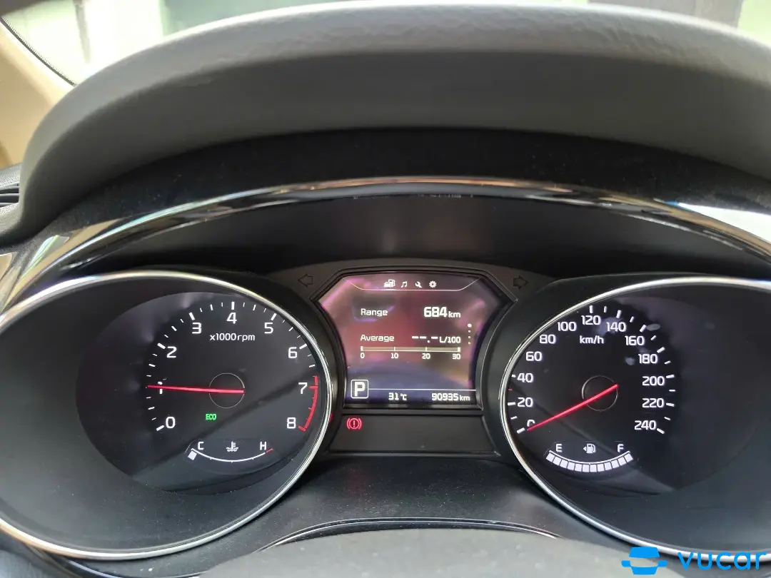 KIA Sedona 3.3L GATH 2017 - Nội thất 9