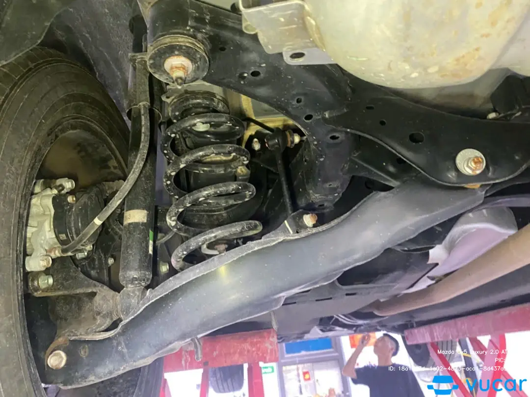 Mazda Cx5 Luxury 2.0 AT 2024 - Gầm & khung xe 6