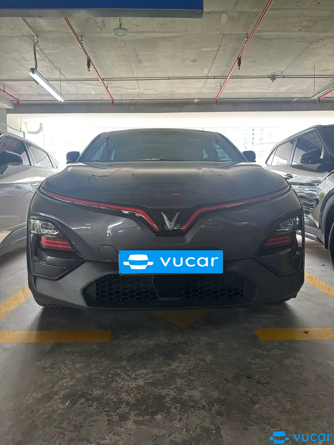 Ảnh xe Vf6 plus xám 2025