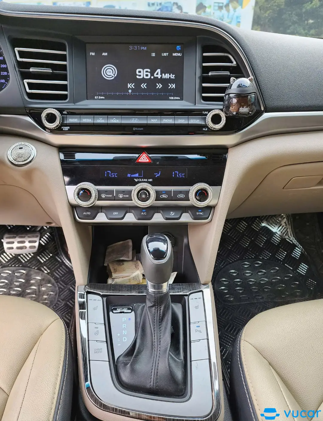 Hyundai Elantra 2.0 AT 2020 - Nội thất 2