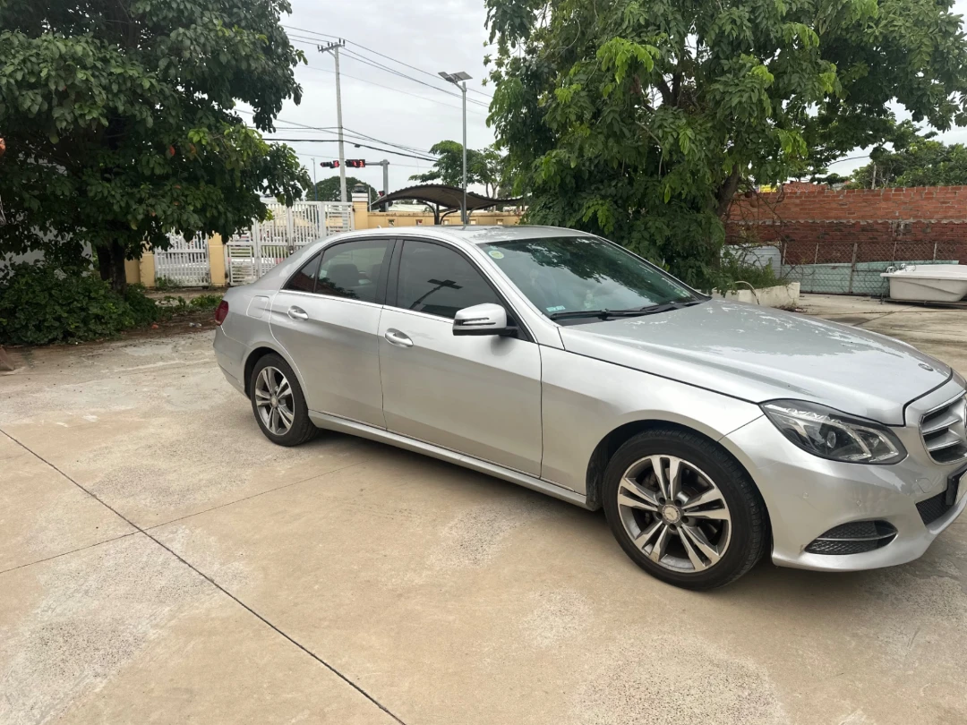 Mercedes E class E250 2014 - Ngoại thất 2