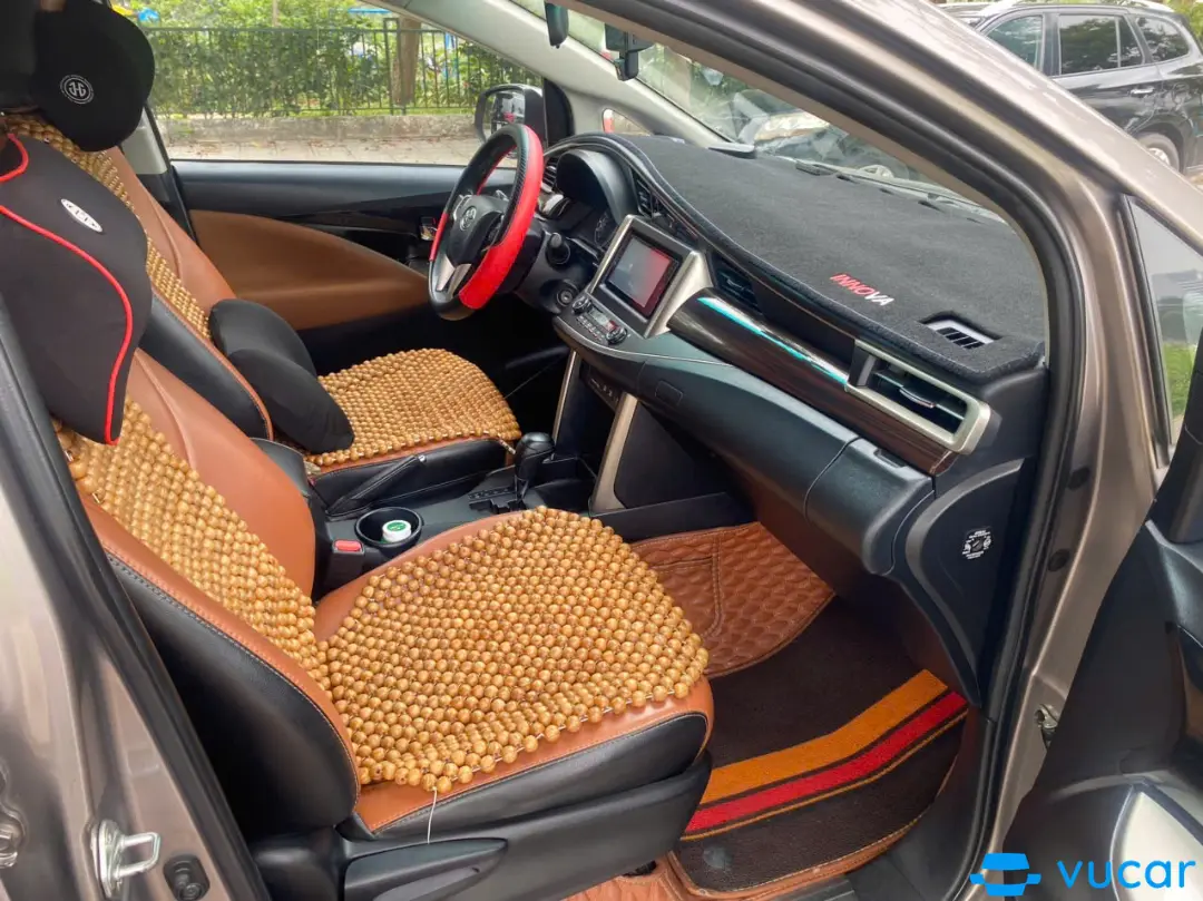 Toyota Innova 2.0G 2018 - Nội thất 2